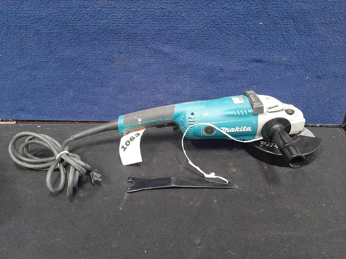 Makita 15 Amp 7 in. Corded Angle Grinder