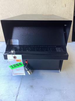 Mail Boss Mail Manager Locking Post-Mount Mailbox in black*WITH KEY*