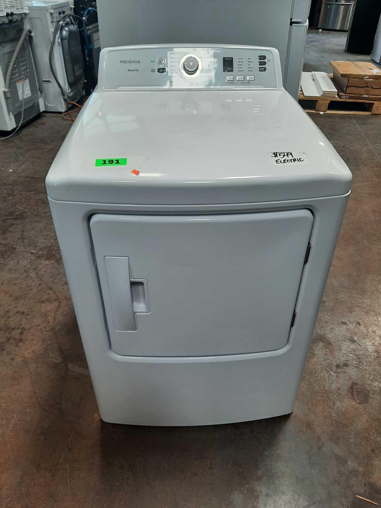 Insignia 6.7 Cu. Ft. Electric Dryer*PREVIOUSLY INSTALLED*