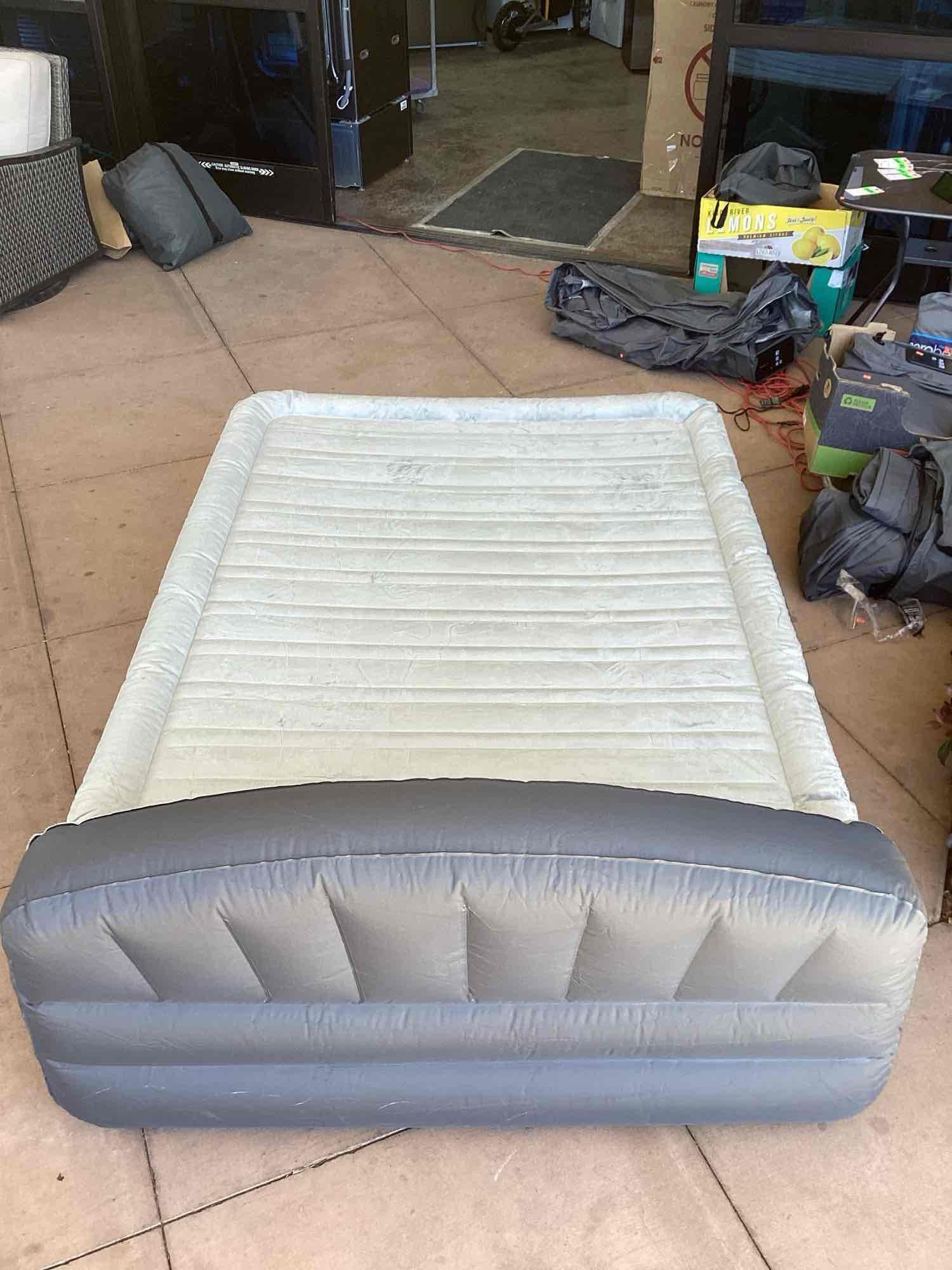 Sealy AlwaysAire Queen Airbed*STAINED*