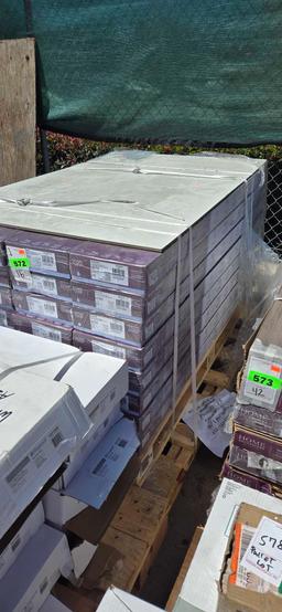 (16)Cases of Home Decorators Nobelford Oak laminate wood flooring