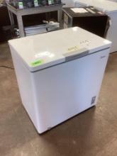 Midea 7.0 cu. ft. Chest Freezer*DOES NOT TURN ON*