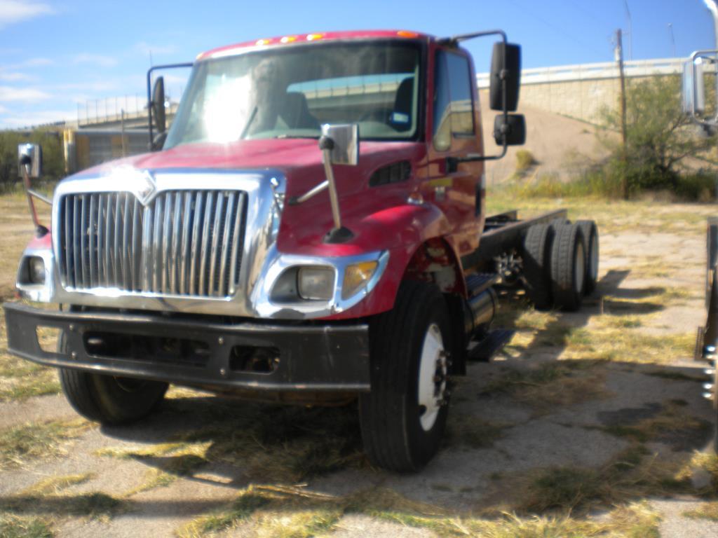 2004 International 4200