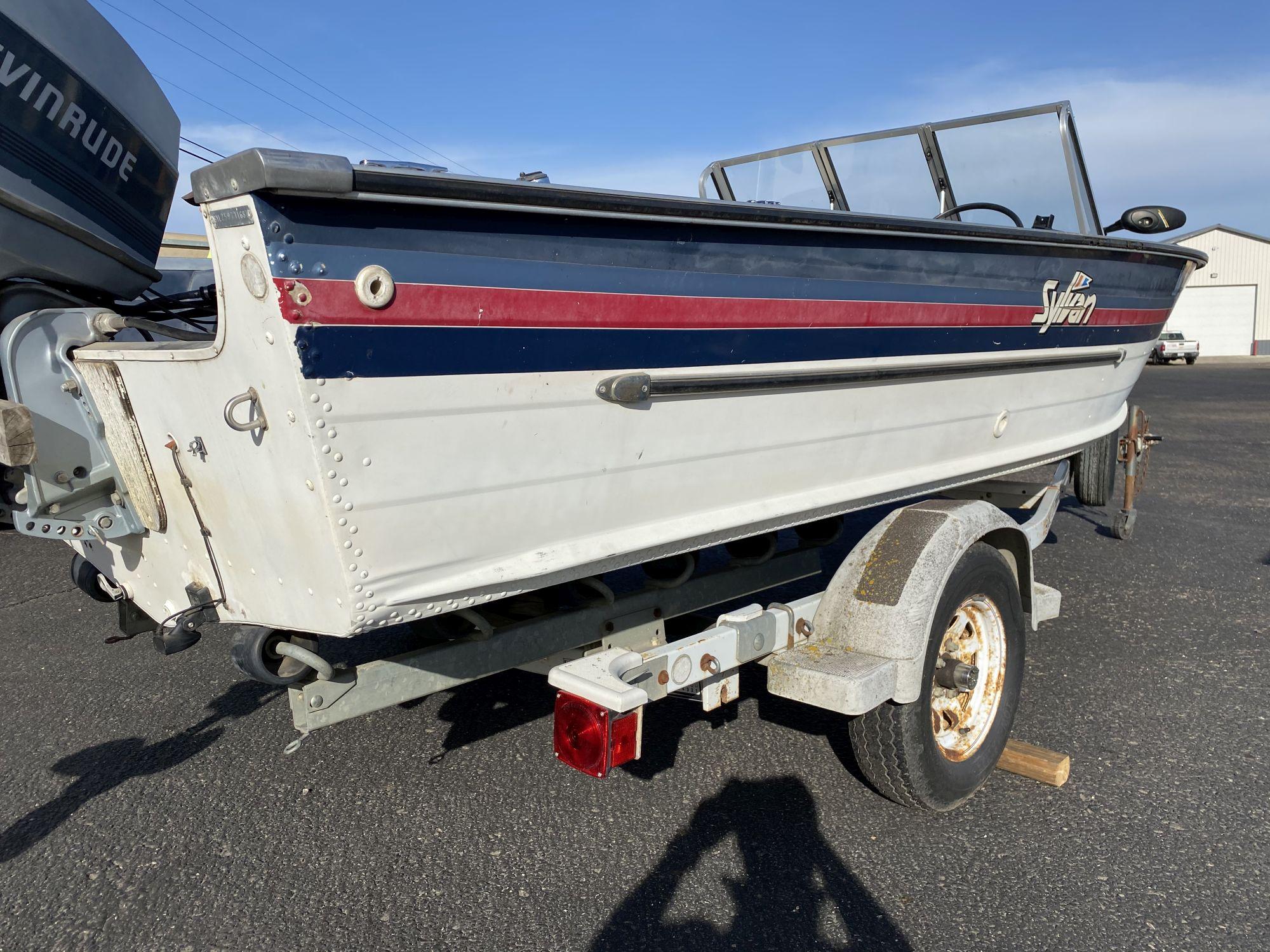 1987 16' Sylvan Boat