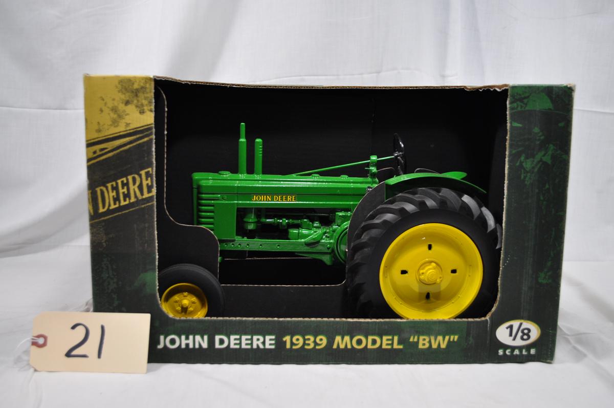 John Deere 1939 Model BW - 1/8th Scale