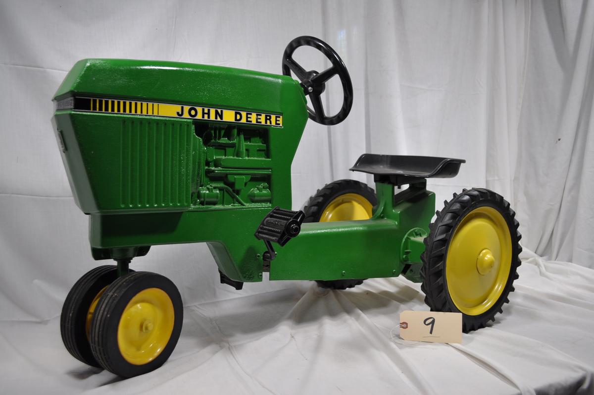 Ertl John Deere Pedal Tractor - Stock #520