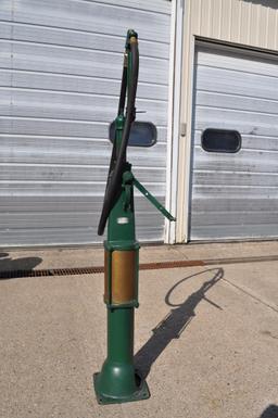 Curbside Pump - Green in Color