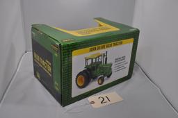 Ertl Joh Deere 6030 Collector Edition - 1/16th scale