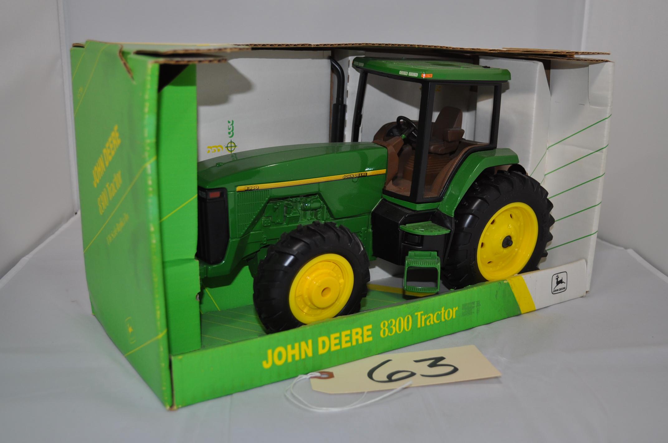 Ertl John Deere 8300 - 1/16th scale