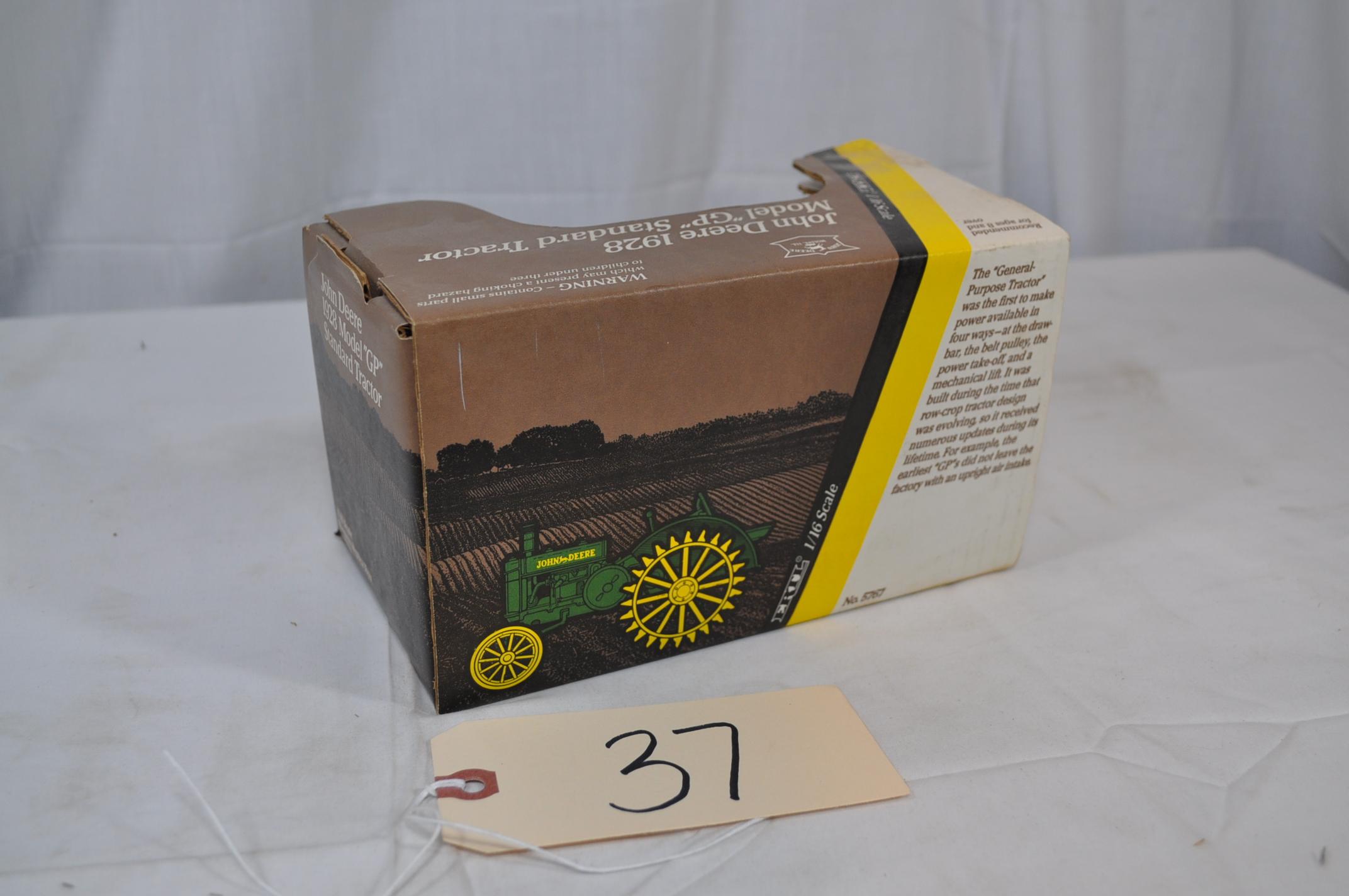 Ertl John Deere 1928 Model GP - Collectors Edition - 1/16th scale