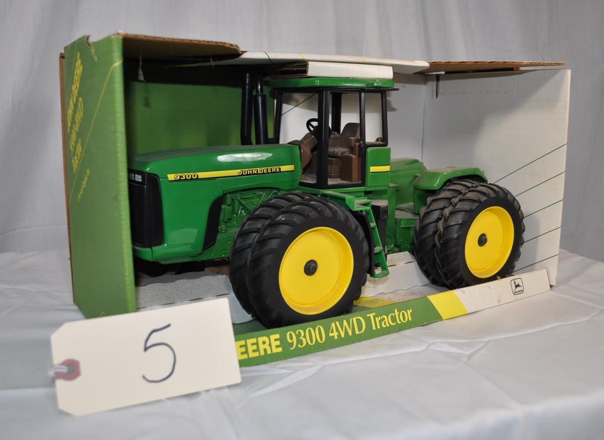 Ertl John Deere 9300 4WD - 1/16th scale