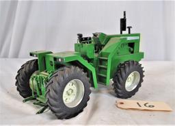 Oliver 2655 tractor - 1/16th scale - steering wheel & 3 pt hitch broke