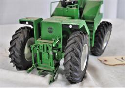 Oliver 2655 tractor - 1/16th scale - steering wheel & 3 pt hitch broke