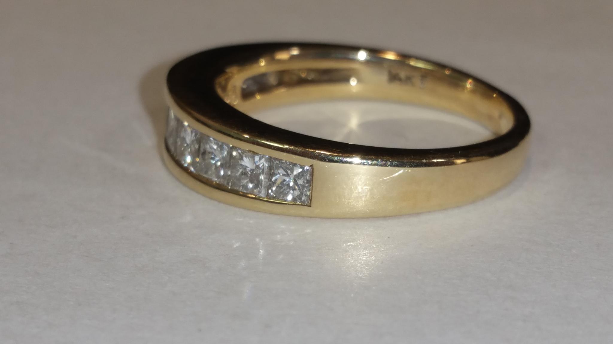 14K Yellow Gold Band