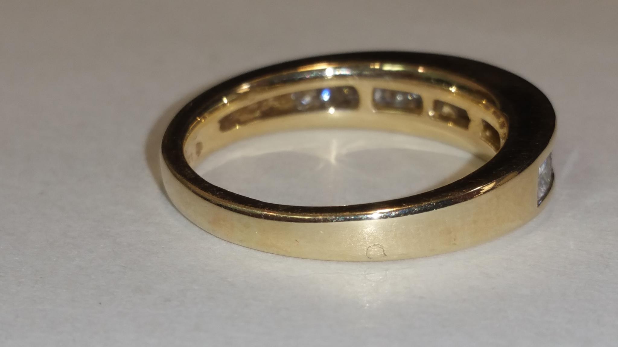 14K Yellow Gold Band