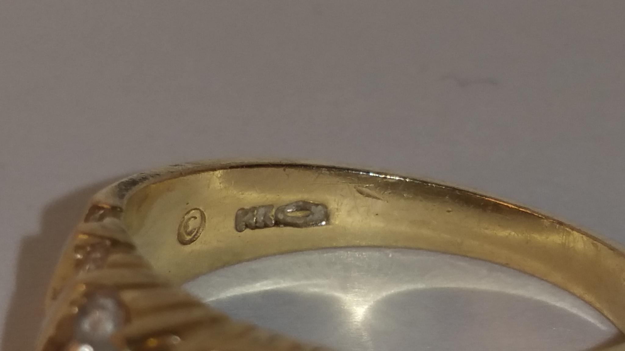 14K Yellow Gold Ring