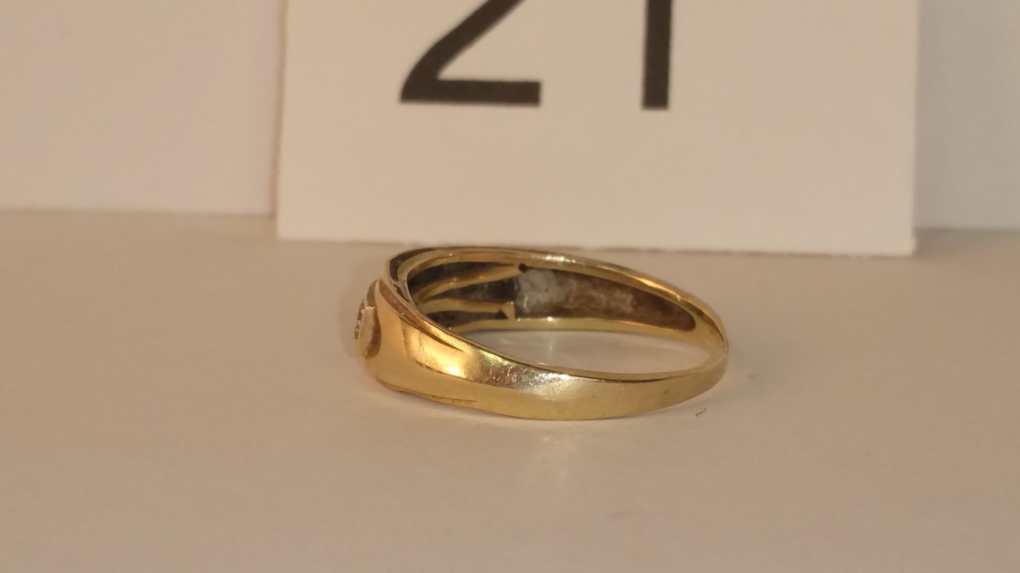 10K Yellow Gold Band