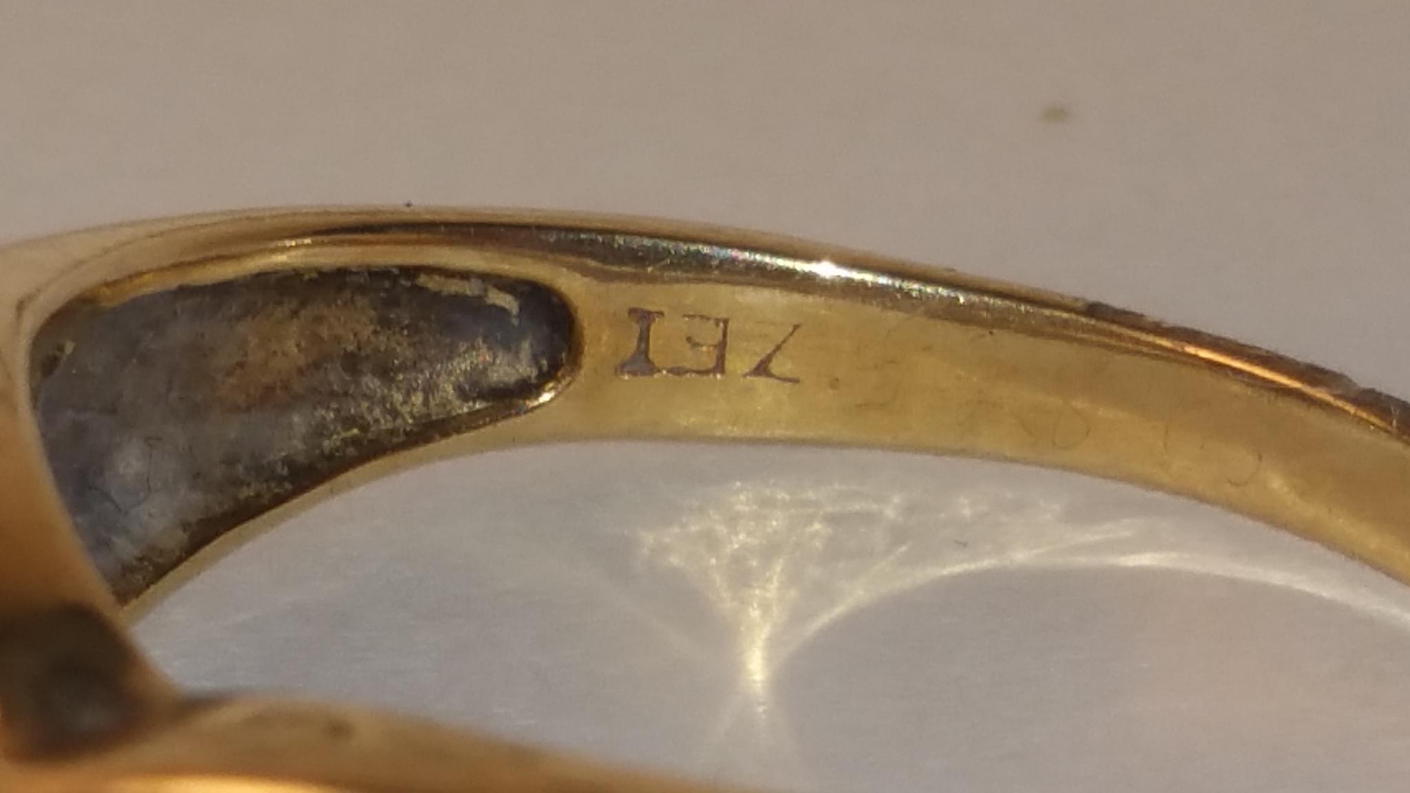 10K Yellow Gold Band