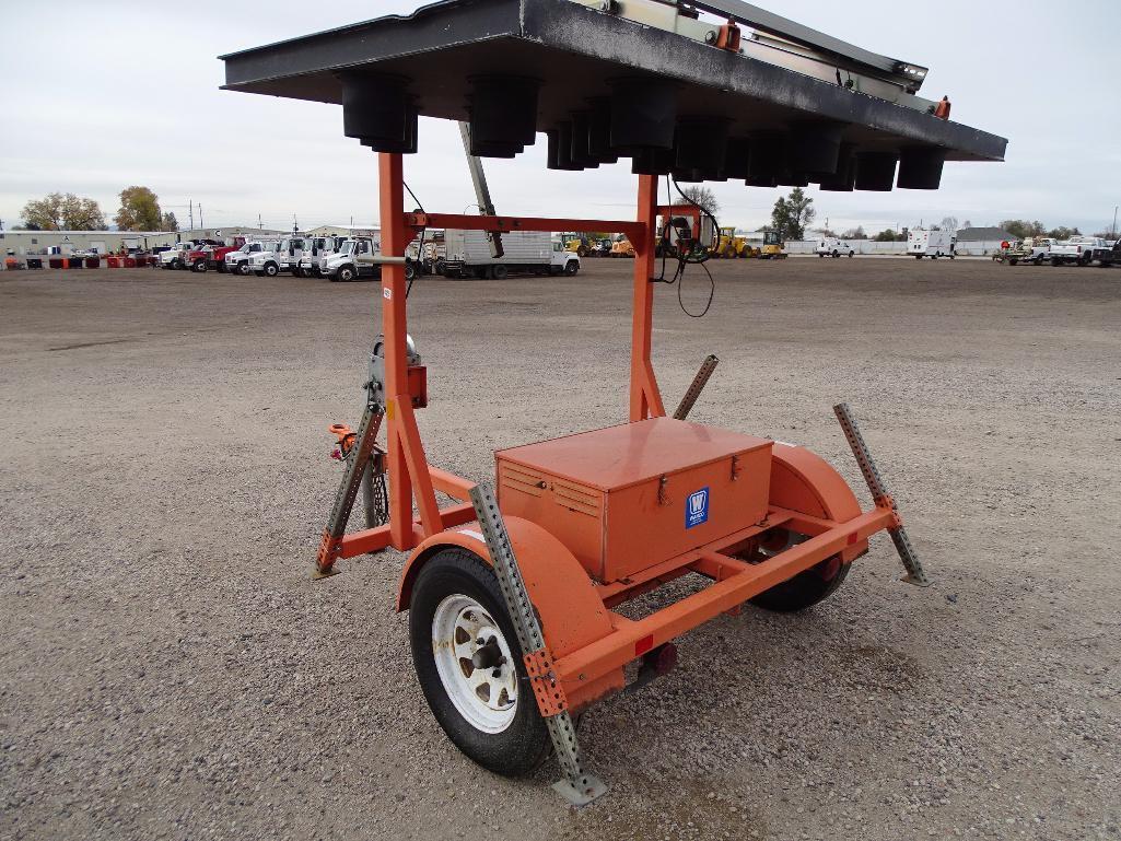 2000 WANCO Towable Arrow Board, Solar Powered w/ Batteries, City Unit (VIN:5F11S101XY1000251