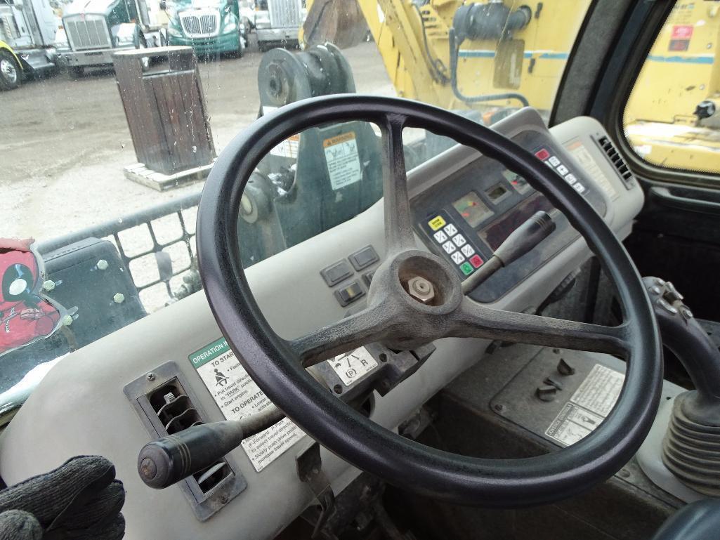2014 Bobcat 5610 4WD Toolcat, Enclosed Cab w/ A/C, High Flow, Front & Rear Hydraulics, Forks,
