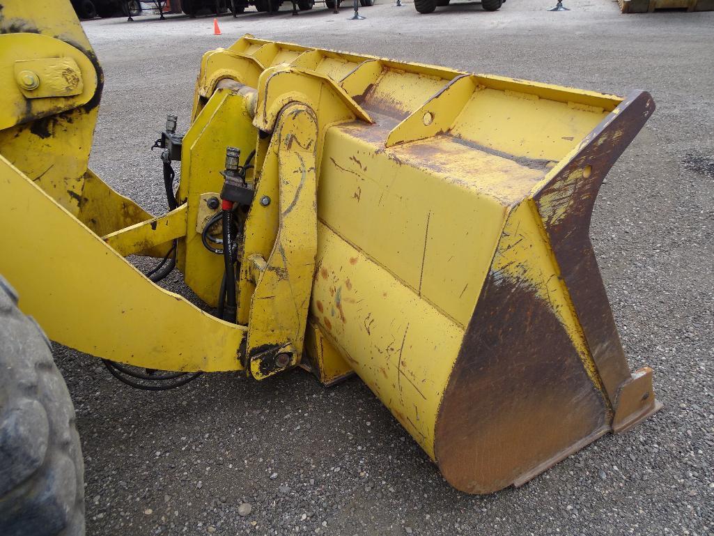 2008 Komatsu WA200-5 Wheel Loader, Cab w/ A/C & Heat, 3rd Valve, Quick Coupler, 20.5-R25 Tires,