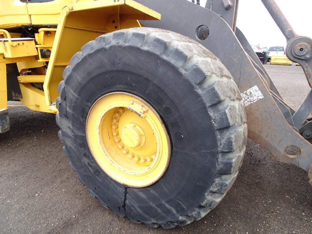 2008 Volvo L180F Wheel Loader, A/C Cab, 26.5-25 Tires, Hour Meter Reads: 15,322, S/N: L180FV11232