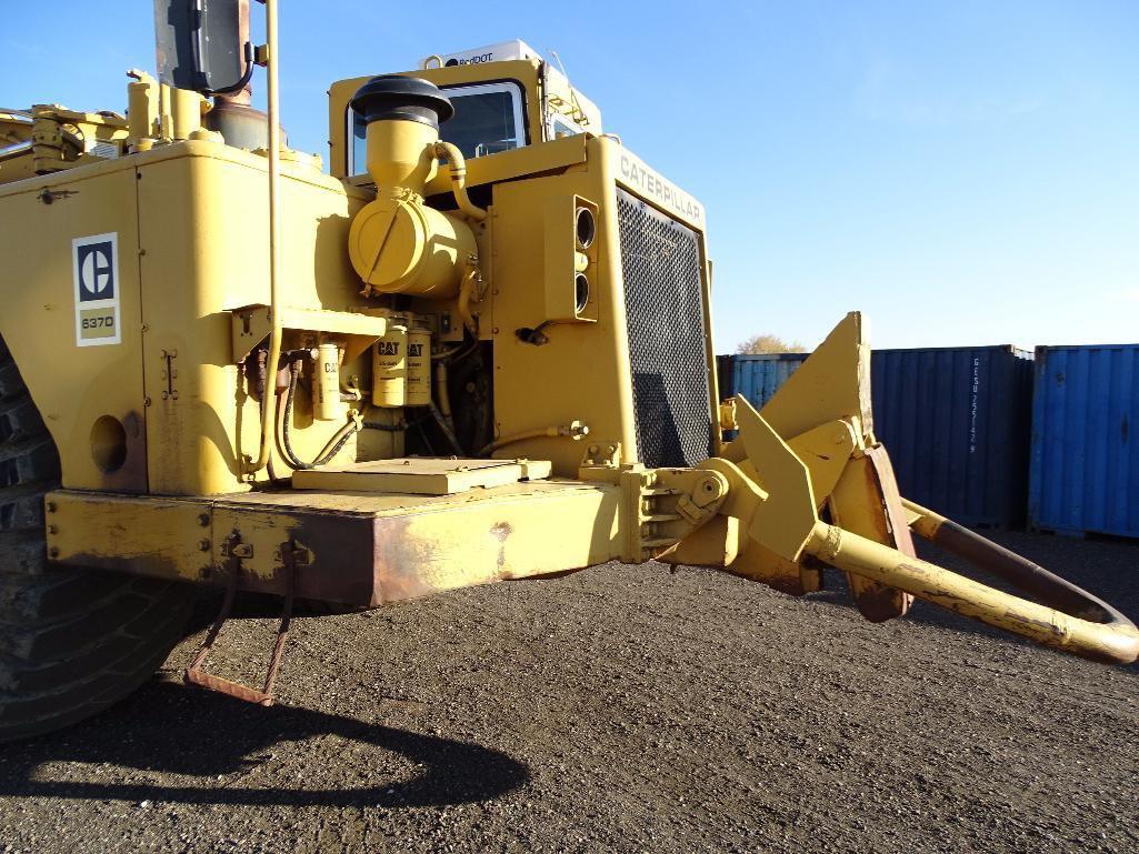 Caterpillar 637D Motor Scraper, Twin Engine, Push/ Pull, 33.25-35 Tires, S/N: 27W01379