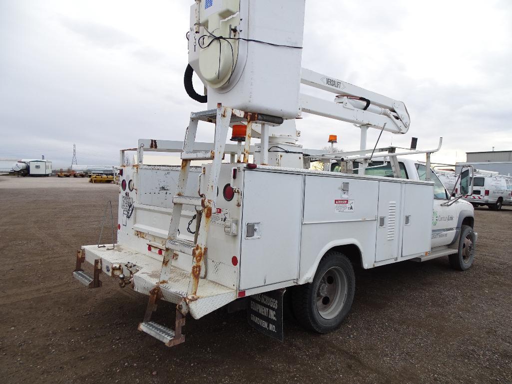 1999 CHEVROLET 3500 Heavy Duty Bucket Truck, 7.4L V8, Automatic, Versalift Model V032N Boom, 32'