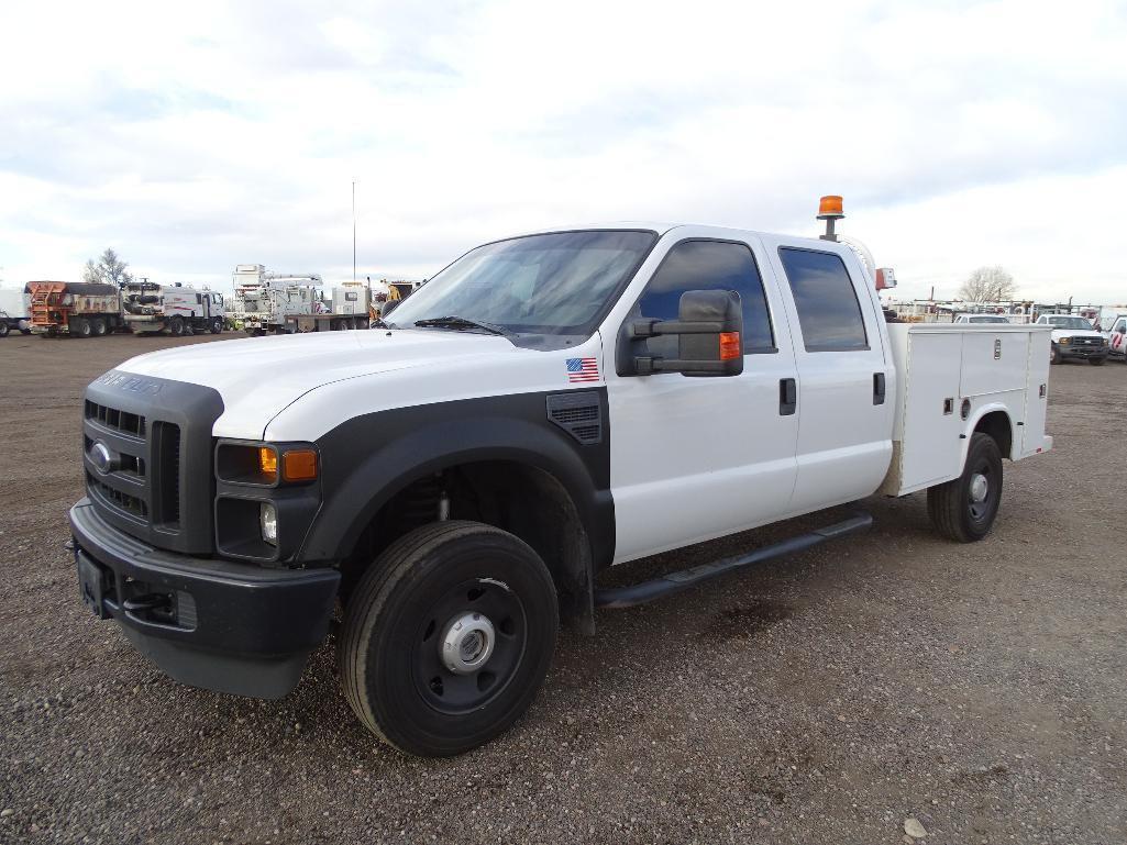 2008 FORD F350 XL Super Duty 4x4 Crew Cab Utility Truck, 6.8L, Automatic, 8' Utility Box, Fuel Tank