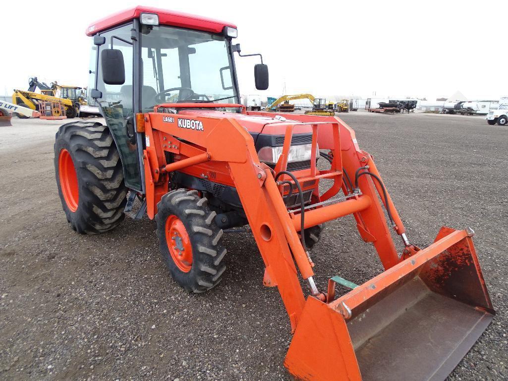 Kubota L4310 4WD Tractor/Loader, Hydrostatic, Enclosed Cab, 3-Pt, PTO, LA681 Loader Assembly, 59in