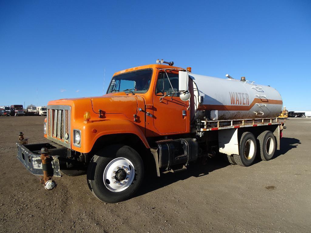 1997 INTERNATIONAL 2574 T/A Water Truck, Cummins N14 Diesel, 13-Speed Transmission, Hendrickson