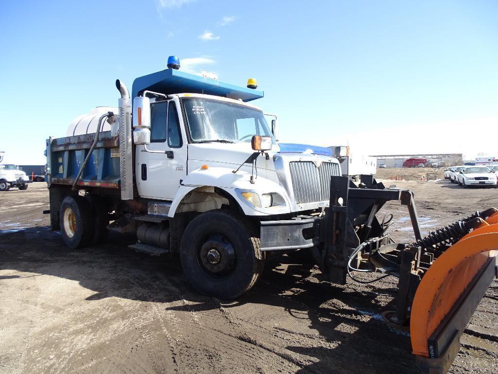 2004 INTERNATIONAL 7400 S/A Dump Truck, DT530 Diesel, Automatic, Spring Suspension, 10' Dump Box w/