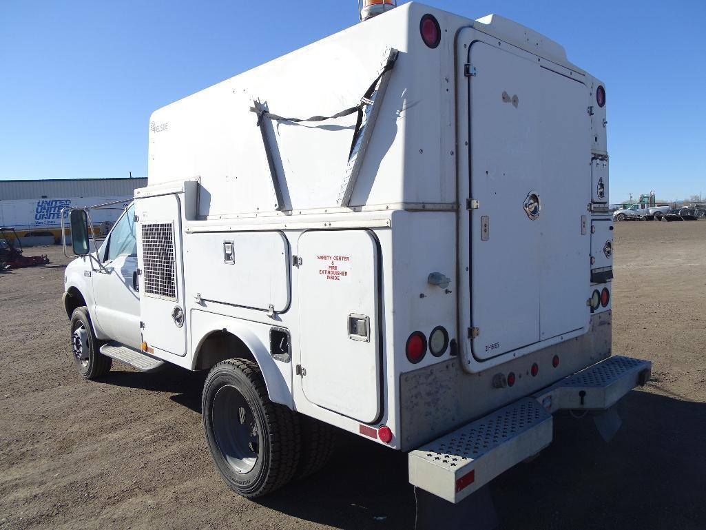 2001 FORD F450 XL Super Duty High Top Utility Truck, Triton V10, 6.8L, Automatic, 8.5' Utility Box,