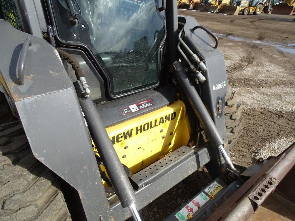 2008 New Holland L185 Skid Steer Loader, Enclosed Cab w/ Heat, Auxiliary Hydraulics, 72in Bucket,