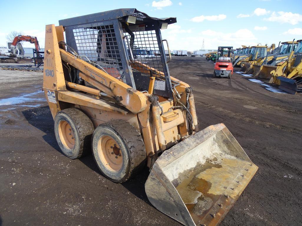 Case 1840 Skid Steer Loader, Auxiliary Hydraulics, 10-16.5 Tires, 62in Bucket, Hour Meter Reads: