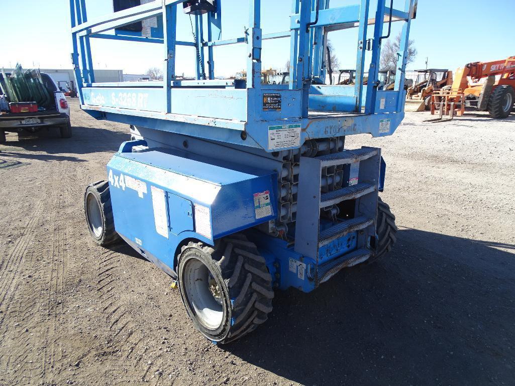 Genie 3268RT 4WD Rough Terrain Scissor Lift, 32' Lift, Diesel