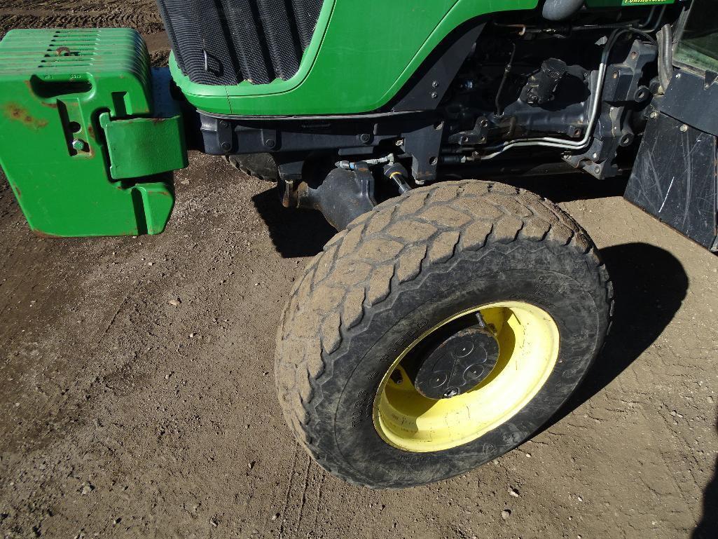 2005 John Deere 5525 4WD Agricultural Tractor, Enclosed Cab w/ Heat & A/C, PTO, 3-Pt, John Deere MX6