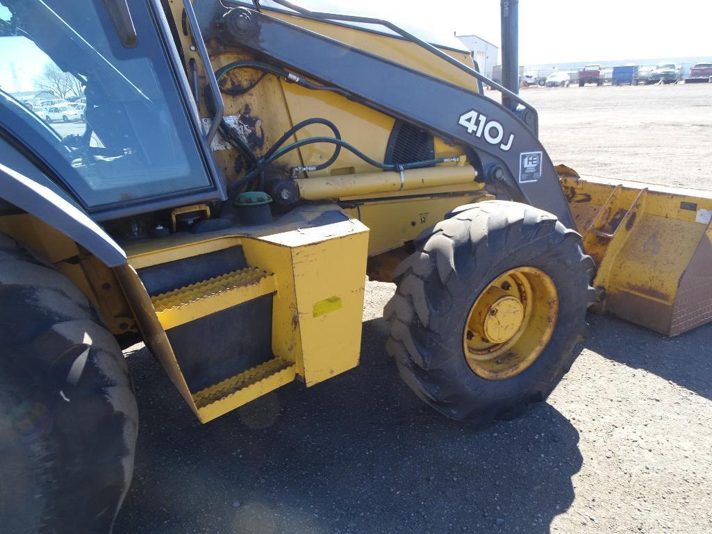 2010 John Deere 410J 4WD Loader/Backhoe, Extendahoe, Auxiliary Hydraulics, EROPS, Heat & A/C, 24in