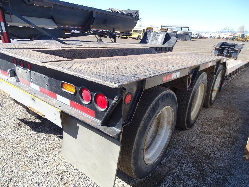 1998 EAGER BEAVER GSL-50 Tri-Axle Lowboy Trailer, 50-Ton Capacity, Detachable Gooseneck, Self