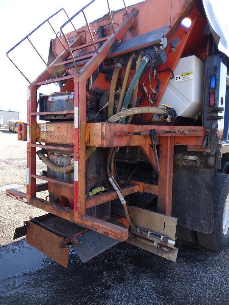 2007 INTERNATIONAL 7600 T/A Dump Truck, Cummins ISM, Automatic, Rubber Pad Suspension, 14' Dump Box