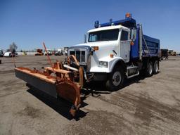 2002 FREIGHTLINER T/A Dump Truck, Cummins ISM Diesel, Automatic, Tuf-Trac Suspension, 15' Dump Box