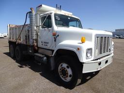 2002 INTERNATIONAL 2574 T/A Dump Truck, Cummins N14 Plus Diesel, Automatic, Hendrickson Spring