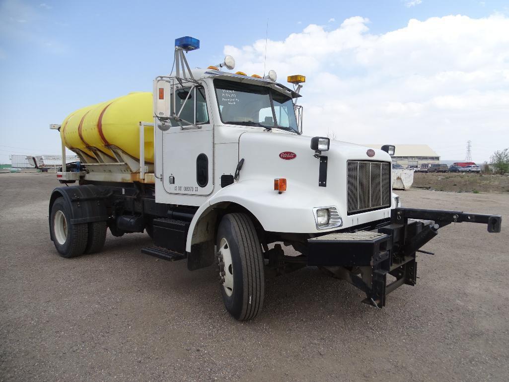 2003 PETERBILT 330 S/A Hook Truck, Cummins 24-Valve Diesel, Automatic, Spring Suspension, Stellar