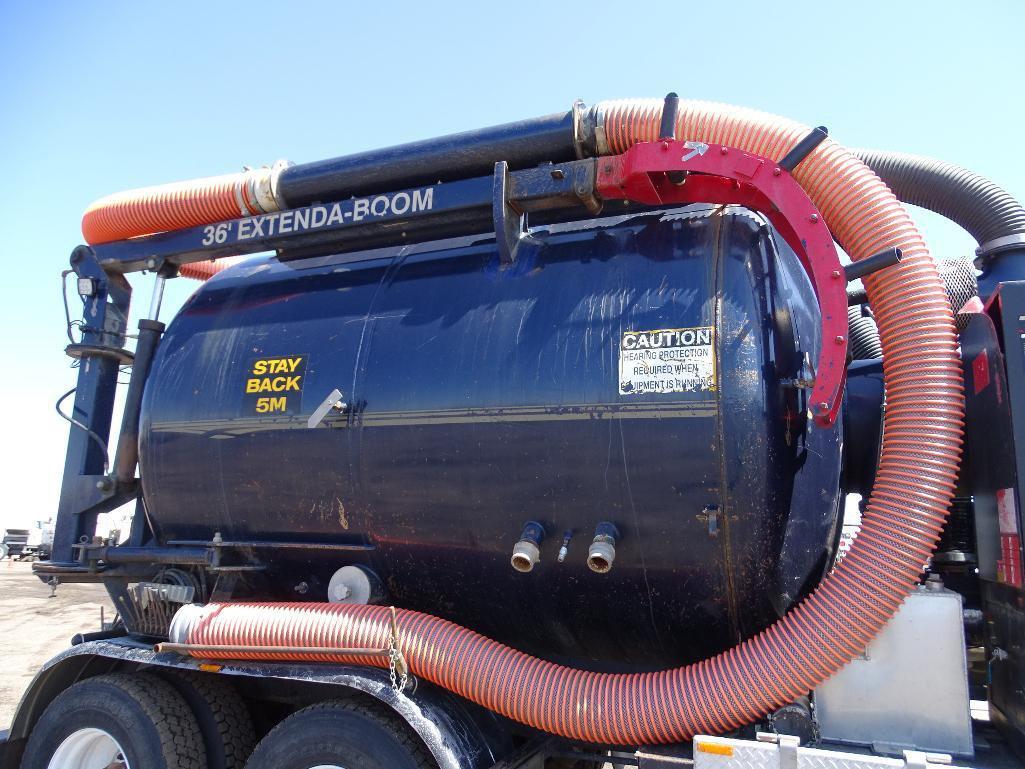 2001 MACK CL719 T/A Hydro Vac Truck, Mack E7 Diesel, 400HP, Eaton/Fuller 8-Speed Transmission