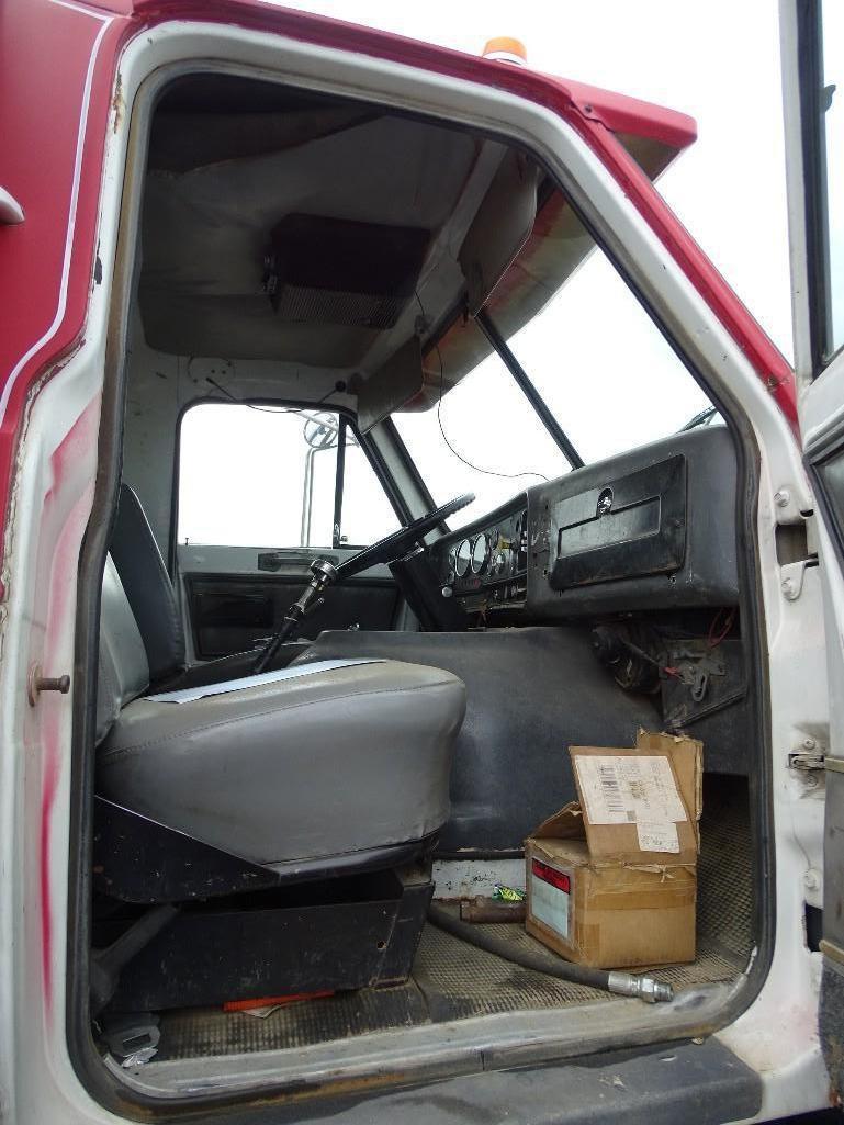 1987 GMC BRIGADIER T/A Crane Truck, Cummins Diesel, Manual Transmission, Hendrickson Spring