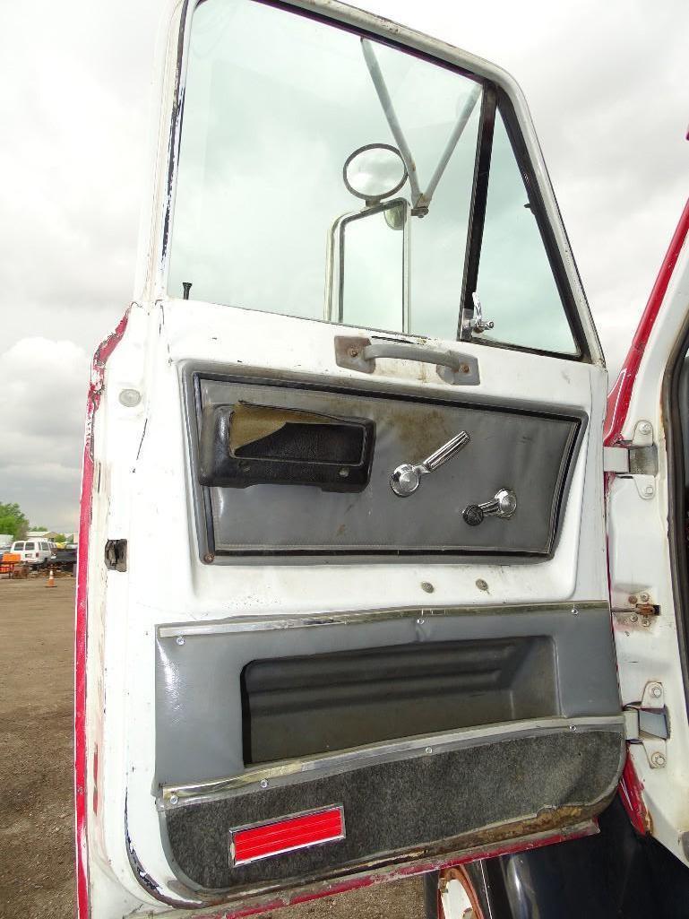 1987 GMC BRIGADIER T/A Crane Truck, Cummins Diesel, Manual Transmission, Hendrickson Spring