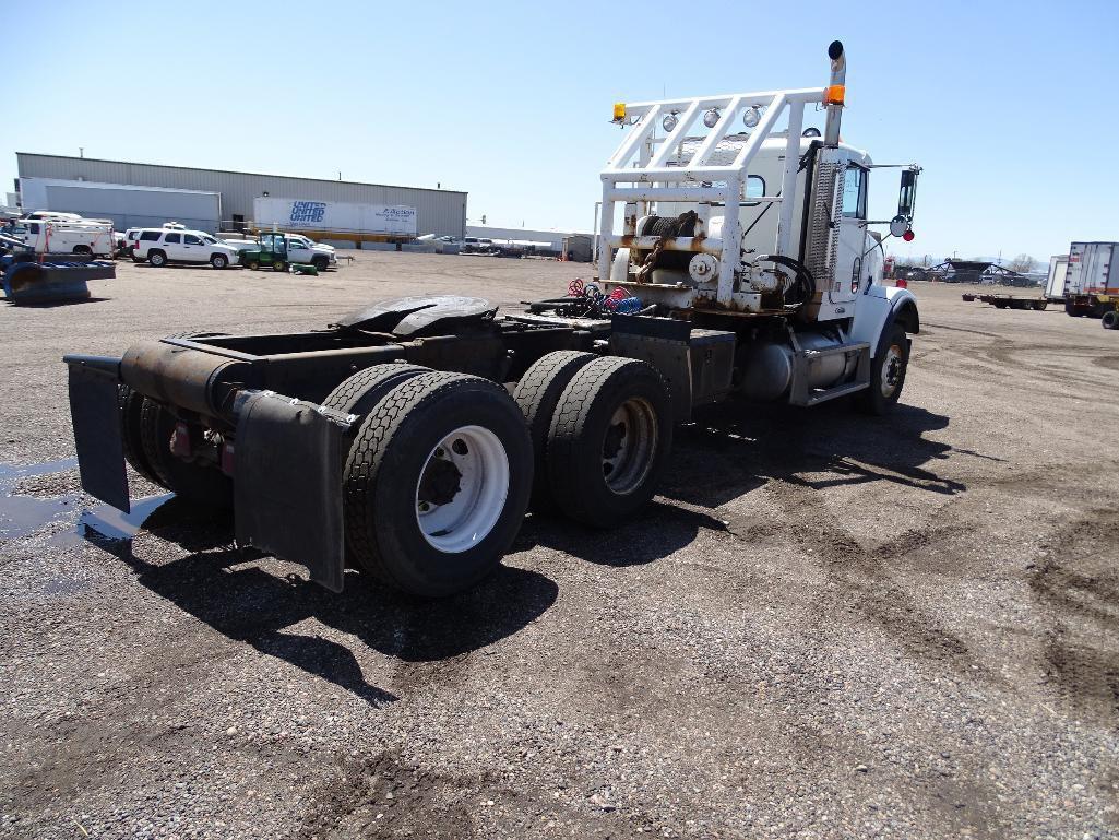 2000 FREIGHTLINER T/A Truck Tractor, Detroit Series 60 12.7L Diesel, 18-Speed Transmission, Rubber