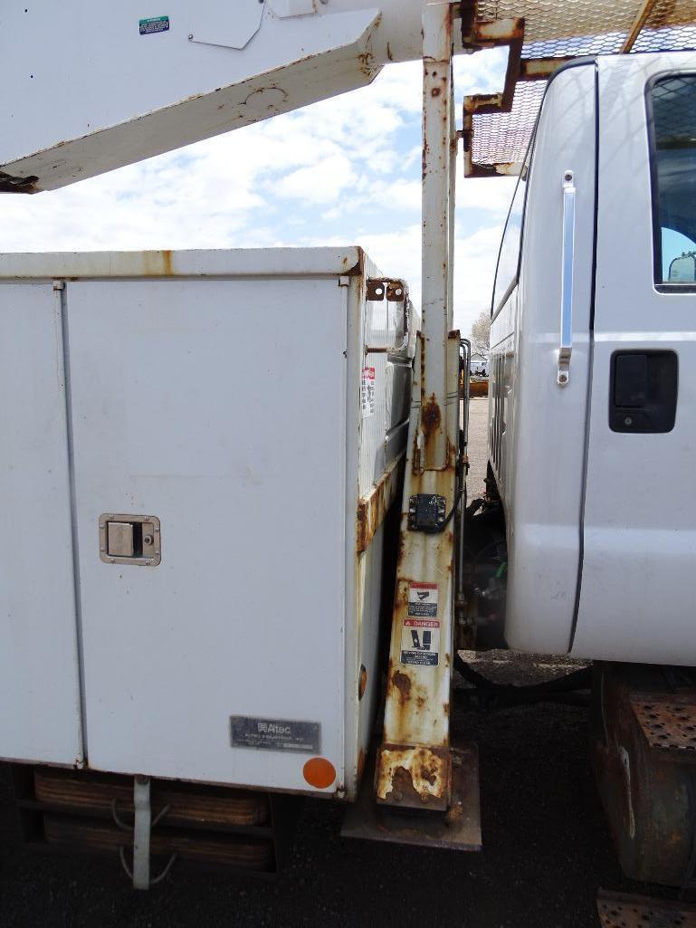 2006 FORD F750 XL S/A Super Duty Bucket Truck, Caterpillar C7 Acert Diesel, 6-Speed Transmission,