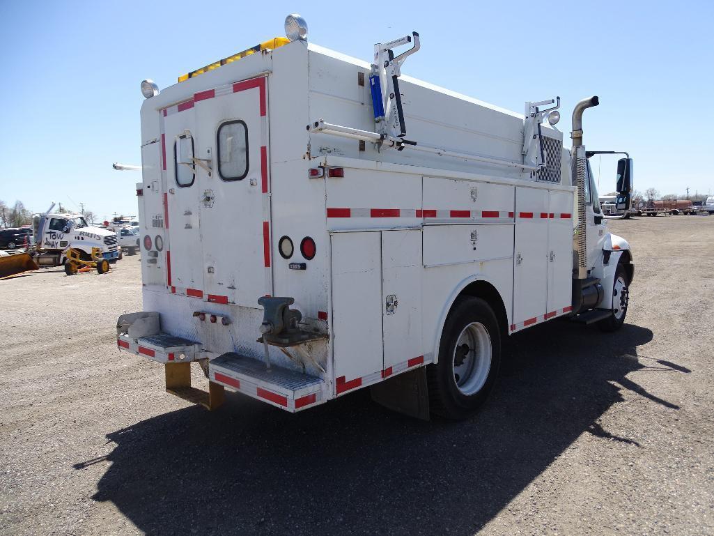 2003 INTERNATIONAL 4300 S/A High Top Utility Truck, DT466 Diesel, Automatic, 12in Utility Box,