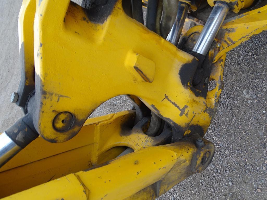 John Deere 410B Loader/ Backhoe, EROPS, Turbo, 16in Hoe Bucket, Hour Meter Reads: 4203, S/N: